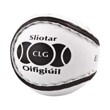 sliotar 2